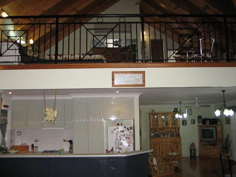 18 Barclay Avenue MANNERING PARK 2259, Mannering Park NSW 2259