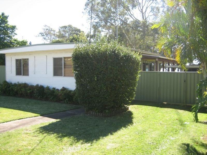 24 Gymea Crescent MANNERING PARK 2259, Mannering Park NSW 2259