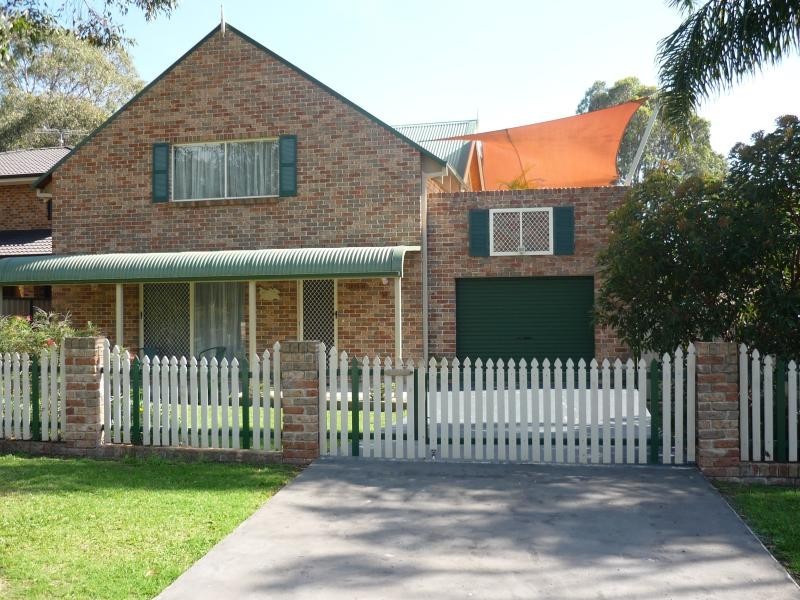 18 Barclay Avenue MANNERING PARK 2259, Mannering Park NSW 2259