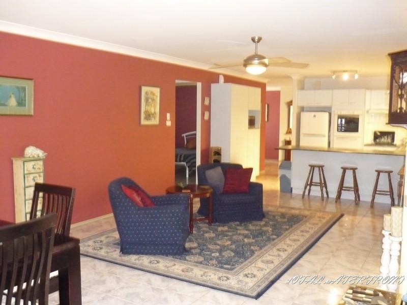 5 Barclay Avenue MANNERING PARK 2259, Mannering Park NSW 2259