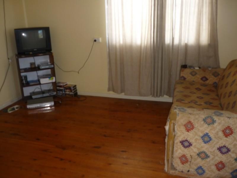 8 Kenilworth Street MANNERING PARK 2259, Mannering Park NSW 2259