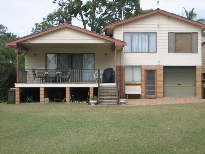8 Lloyd Avenue CHAIN VALLEY BAY 2259, Chain Valley Bay NSW 2259