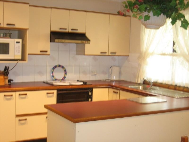 8 Lloyd Avenue CHAIN VALLEY BAY 2259, Chain Valley Bay NSW 2259