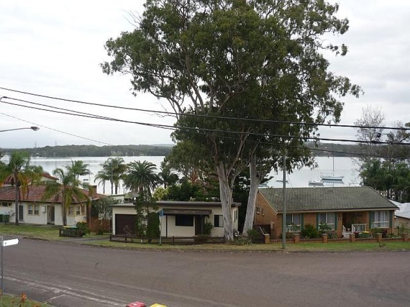 10 Kenilworth Street MANNERING PARK 2259, Mannering Park NSW 2259