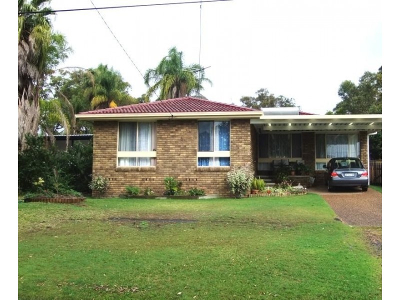 57 Warrina Avenue SUMMERLAND POINT 2259, Summerland Point NSW 2259