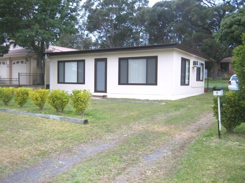 7 Catherine Street MANNERING PARK 2259, Mannering Park NSW 2259