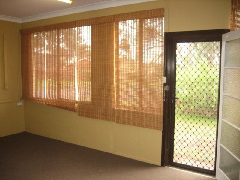 6 Montrose Street MANNERING PARK 2259, Mannering Park NSW 2259