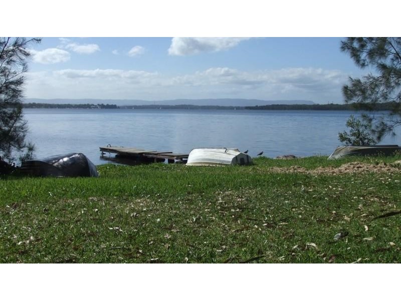 24 Sunset Parade CHAIN VALLEY BAY 2259, Chain Valley Bay NSW 2259