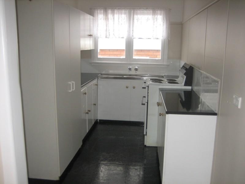 8 Kenilworth Street MANNERING PARK 2259, Mannering Park NSW 2259