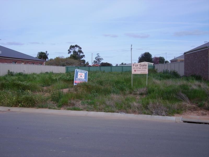 4 Wing Crescent MULWALA 2647, Mulwala NSW 2647