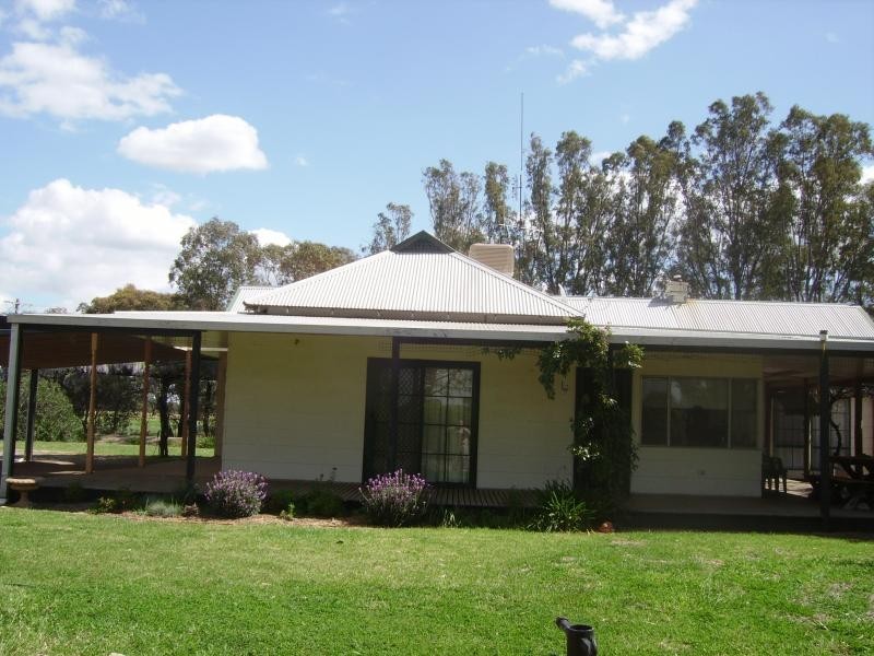 1 Taylors Road TOCUMWAL 2714, Tocumwal NSW 2714