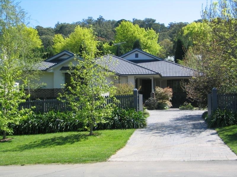 24 Clearview Street BOWRAL 2576, Bowral NSW 2576