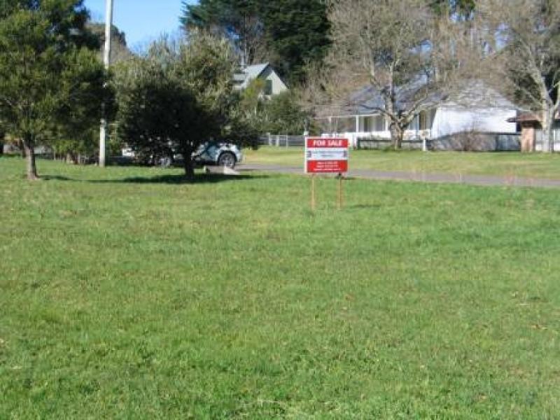 46 Burrawang Street ROBERTSON 2577, Robertson NSW 2577