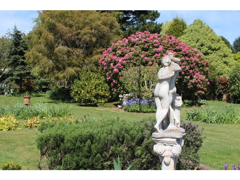 4 Lemmons Road, Robertson NSW 2577