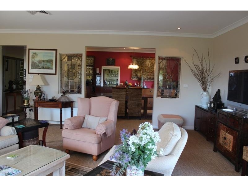 4 Lemmons Road, Robertson NSW 2577