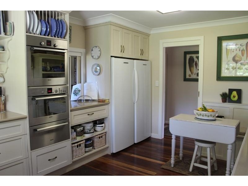 4 Lemmons Road, Robertson NSW 2577