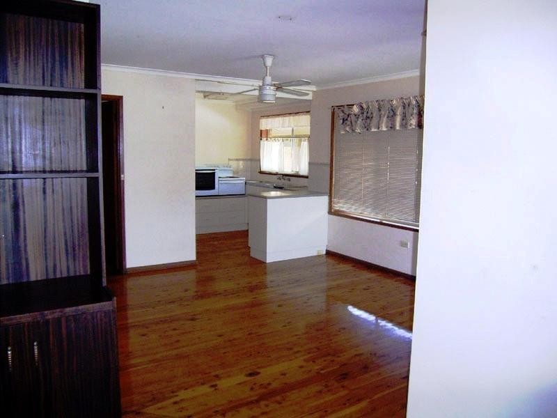 430 English Avenue LAVINGTON 2641, Lavington NSW 2641