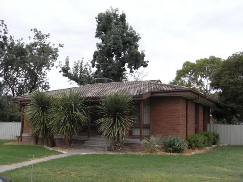 2 Gordon Street ALBURY 2640, Albury NSW 2640