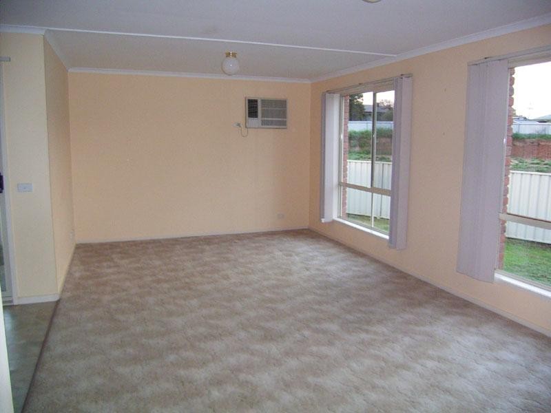 594 Oliver Street LAVINGTON 2641, Lavington NSW 2641