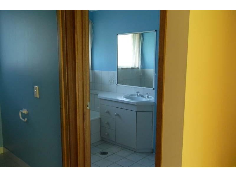 2 Cedar Court THURGOONA 2640, Thurgoona NSW 2640