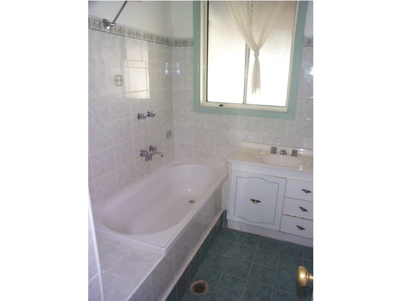 213 Plover Street NORTH ALBURY 2640, North Albury NSW 2640