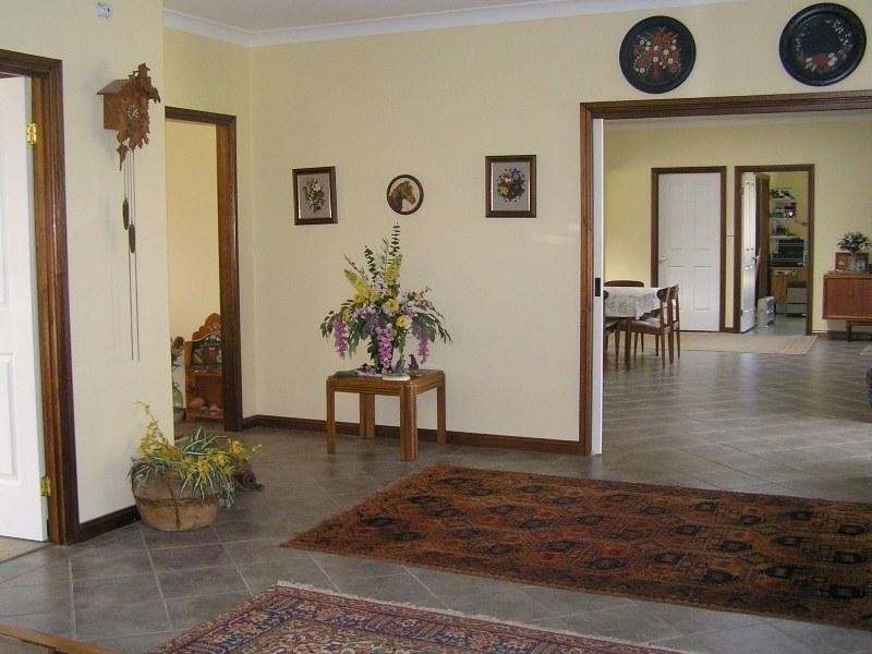 77 Joadja Crescent BOWRAL 2576, Bowral NSW 2576