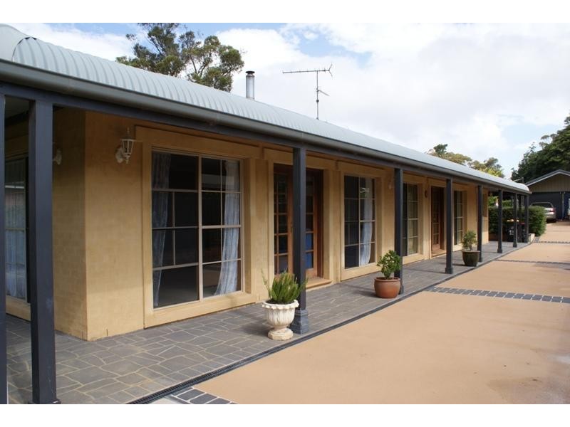 13 Boronia Avenue HILL TOP 2575, Hill Top NSW 2575