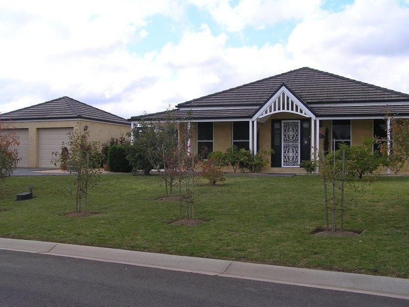 4 Glenquarry Crescent BOWRAL 2576, Bowral NSW 2576