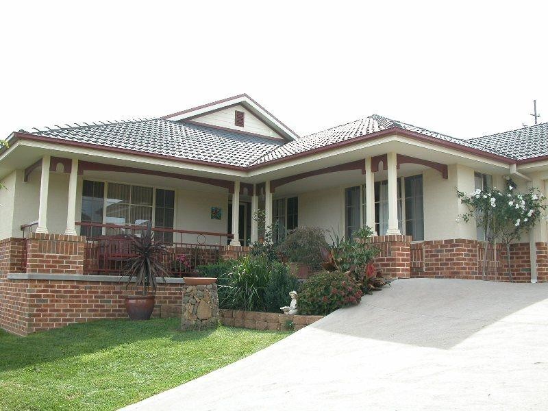 6 Windsor Crescent MOSS VALE 2577, Moss Vale NSW 2577
