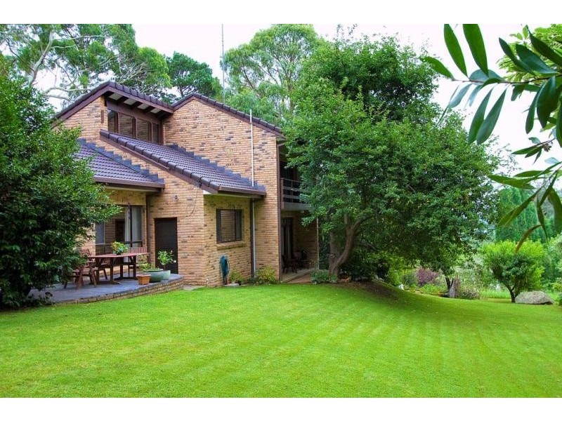 2  Hamilton  Avenue BOWRAL 2576, Bowral NSW 2576