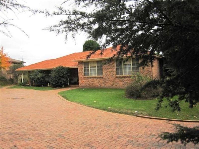 10 Church  Road MOSS VALE 2577, Moss Vale NSW 2577