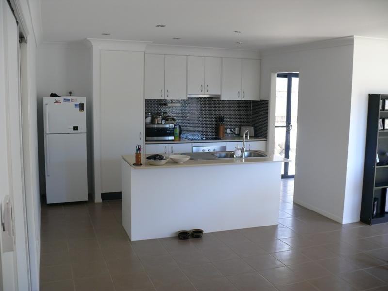 6 Flynn Court MAUDSLAND 4210, Maudsland QLD 4210
