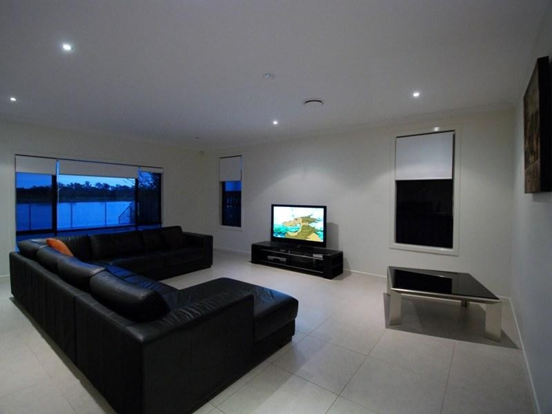 9 Princeton  Street OXENFORD 4210, Oxenford QLD 4210