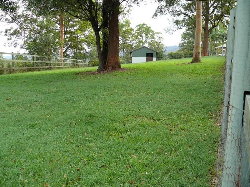83 Chesterton  Road GUANABA 4210, Guanaba QLD 4210