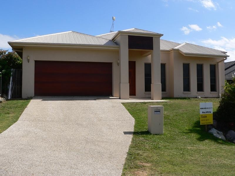 4 Carmarthen Circuit PACIFIC PINES 4211, Pacific Pines QLD 4211