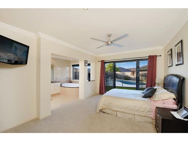 3 Xavier Place OXENFORD 4210, Oxenford QLD 4210