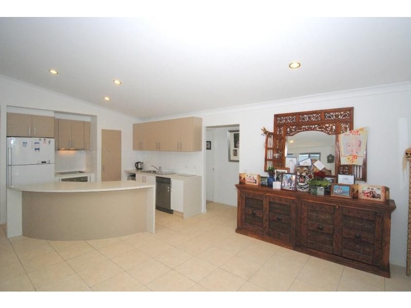 33 Gerard Street PACIFIC PINES 4211, Pacific Pines QLD 4211