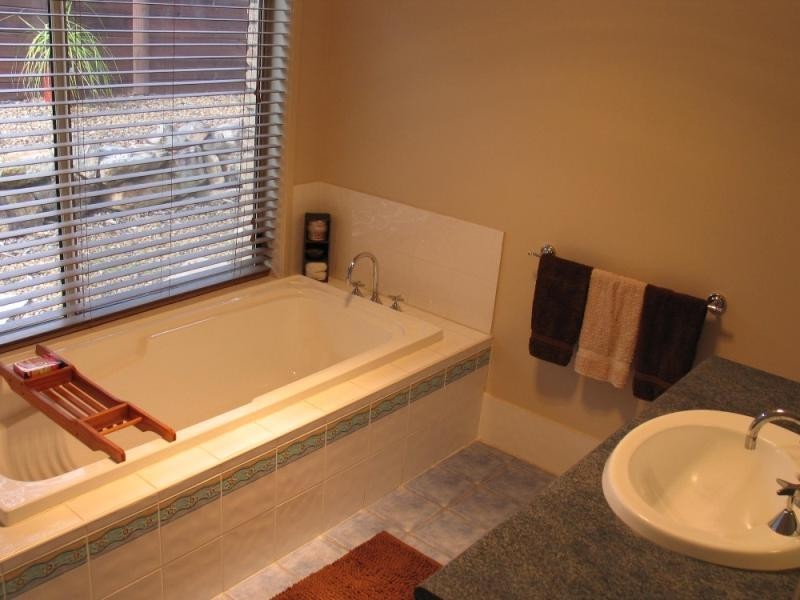 2 Ferrick Court UPPER COOMERA 4209, Upper Coomera QLD 4209