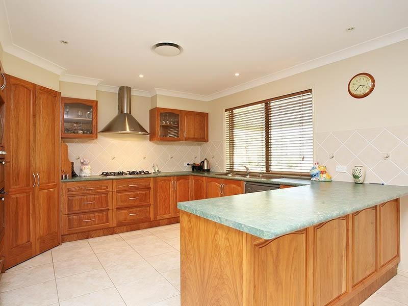 18 Tandanus Court OXENFORD 4210, Oxenford QLD 4210