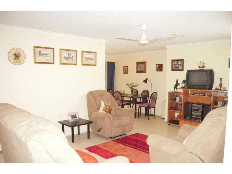 11 Tocumwal Court HELENSVALE 4212, Helensvale QLD 4212
