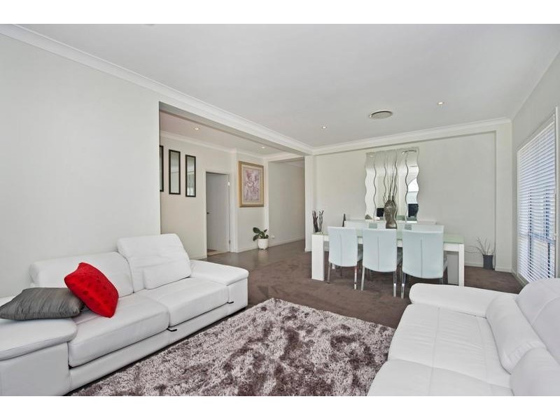 10 Lanier Close OXENFORD 4210, Oxenford QLD 4210