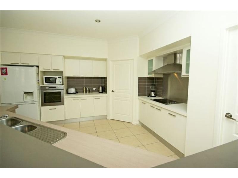 9 Redbay Street UPPER COOMERA 4209, Upper Coomera QLD 4209