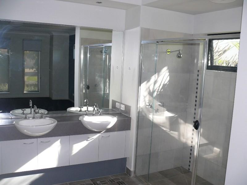 1 Thames Place OXENFORD 4210, Oxenford QLD 4210