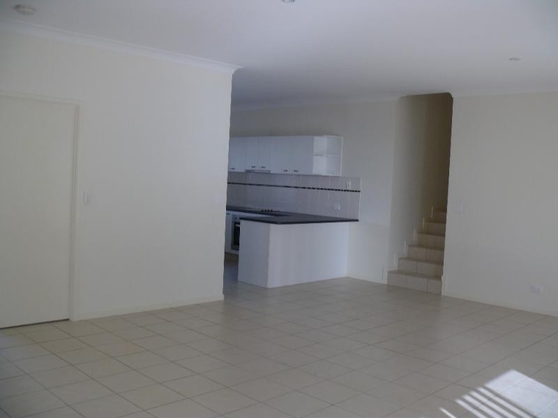 4 Waterclover Drive UPPER COOMERA 4209, Upper Coomera QLD 4209