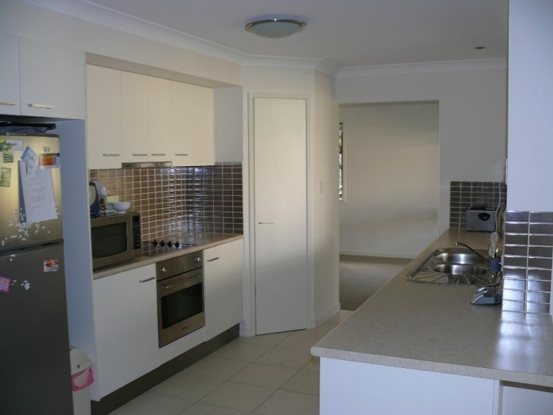 13 Angourie Crescent PACIFIC PINES 4211, Pacific Pines QLD 4211