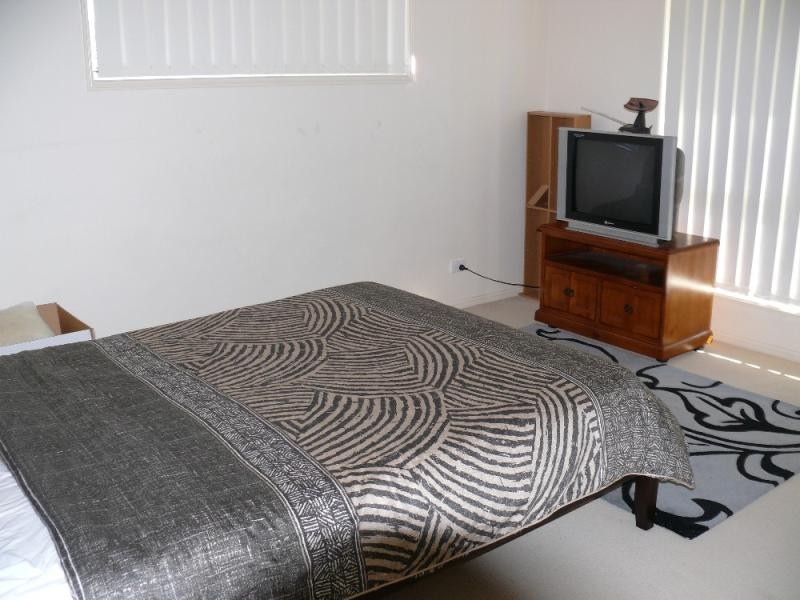 4 Anna  Avenue ORMEAU 4208, Ormeau QLD 4208
