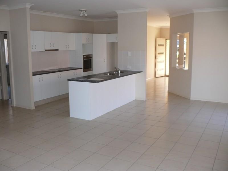 11 Starush Court UPPER COOMERA 4209, Upper Coomera QLD 4209