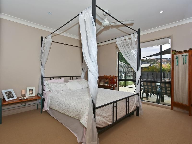 7 Hatutu Street PACIFIC PINES 4211, Pacific Pines QLD 4211