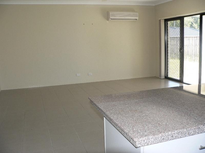5 Greendragon Crescent UPPER COOMERA 4209, Upper Coomera QLD 4209