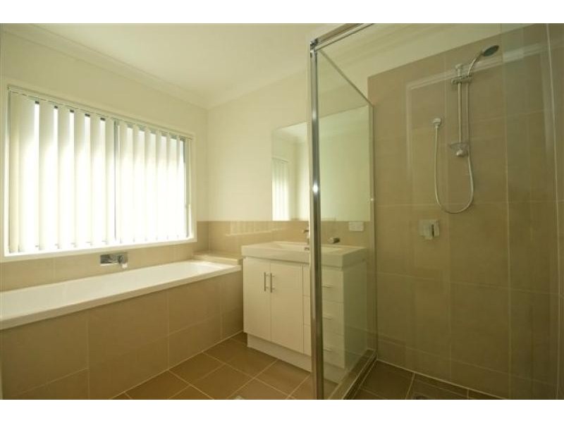 15 Greendragon Crescent UPPER COOMERA 4209, Upper Coomera QLD 4209